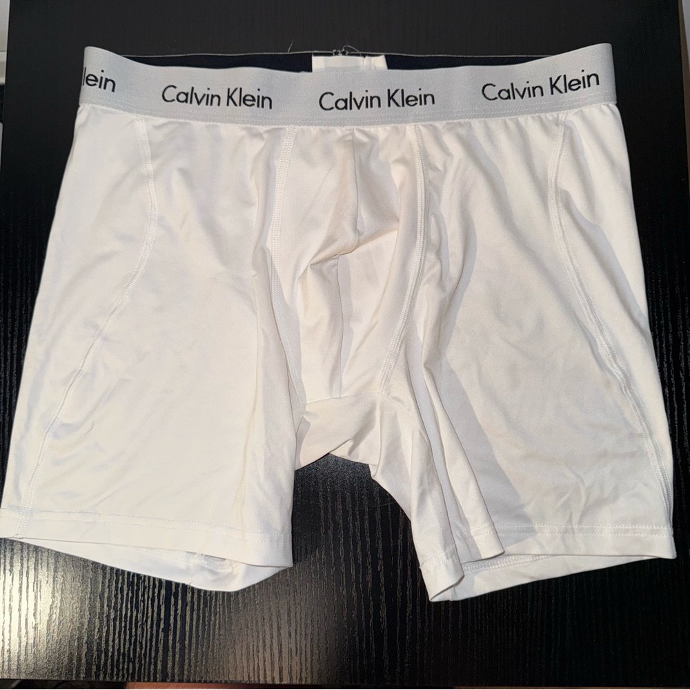 Calvin Klein Size MD Boxer Brief